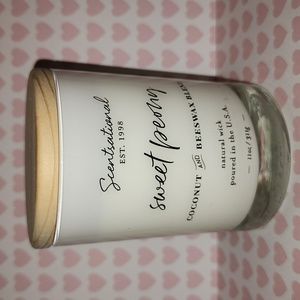 Brand New Scentsational Sweet Peony candle